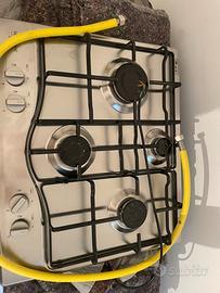 Piano cottura gas quattro fuochi Hotpoint Ariston