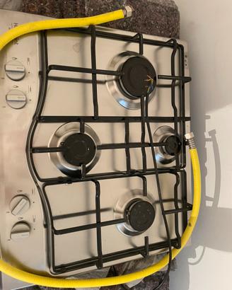 Piano cottura gas quattro fuochi Hotpoint Ariston