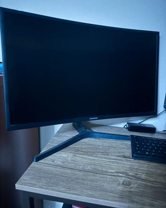 Samsung Curvo 144hz 27’