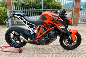 KTM SuperDuke 1290 - 2015