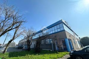 CAPANNONE A TREZZANO SUL NAVIGLIO