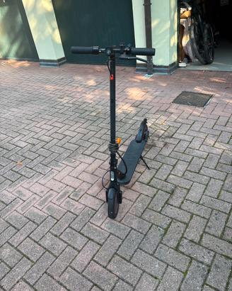 Monopattino Elettrico VivoBike E9 buone condizioni