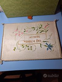 Oggetto religioso con ricami