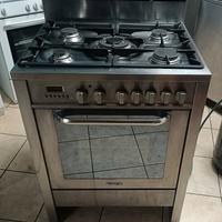cucina a gas  5 fuochi DELONGHI semi-professionale
