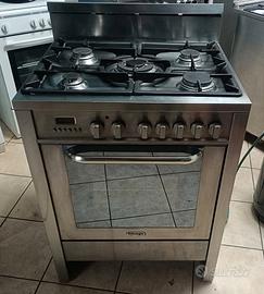 cucina a gas  5 fuochi DELONGHI semi-professionale