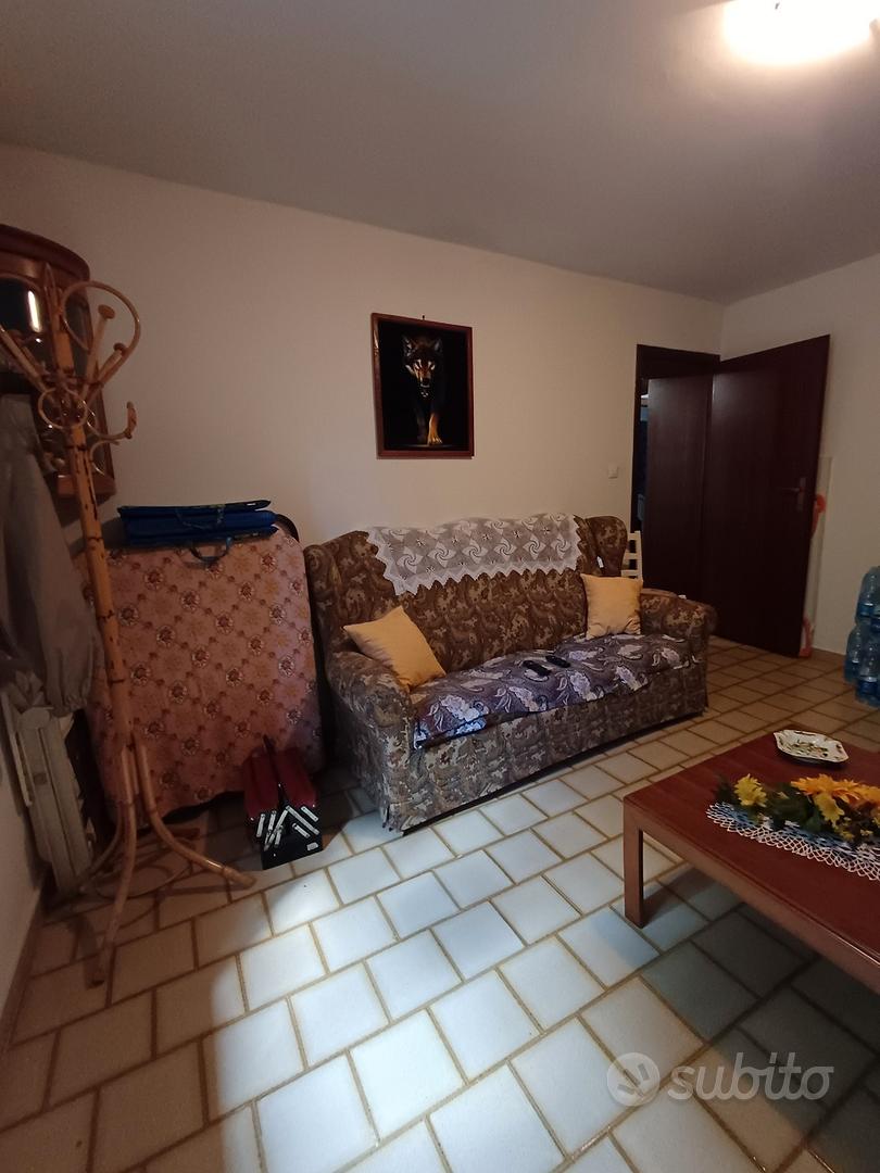 casa all'ombra noce centenario - Vista 5