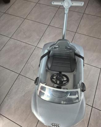 Macchina cavalcabile bambini Audi R8 Spyder