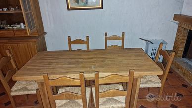 Set Tavolo, sedie e credenza da cucina