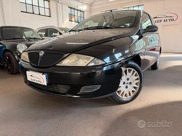 Lancia Y 1.2i 16V cat LX