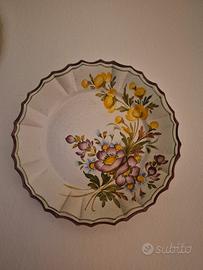 piatti in ceramica decorativi