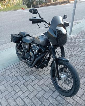 Harley Davidson dyna street bob 103