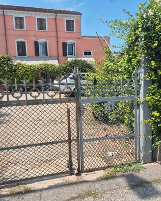Casa a 2 piani, cortile grande, aSoave