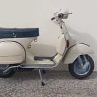 Piaggio Vespa P 200 E - 1981 FMI oro