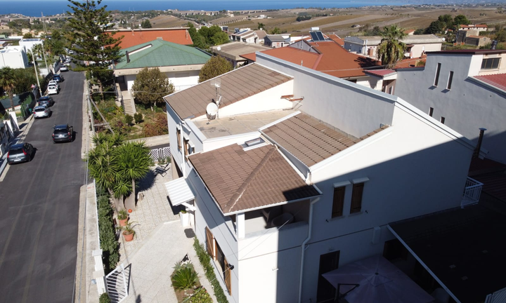 Villa indipendente fino a 14/16 posti Wi fi