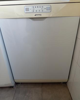 LAVASTOVIGLIE SMEG