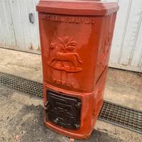 Stufa in ghisa smaltata d'epoca