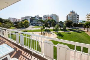 VISTAMARE SPIAGGIA A50 m con PARCHEGGIO