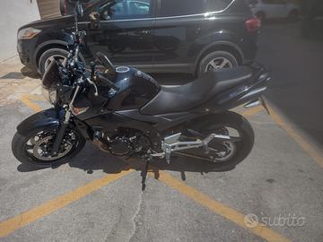 Suzuki GSR 600