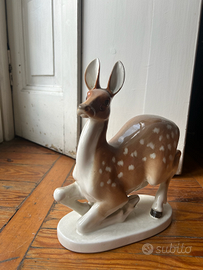 Statua cervo in ceramica