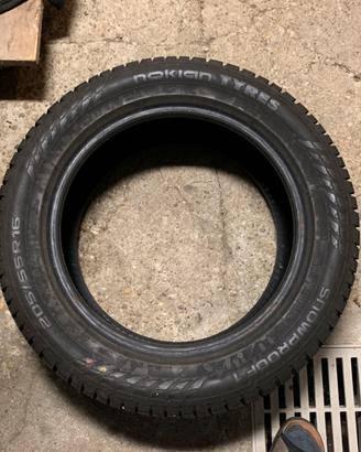 Pneumatici invernali 205/55/16