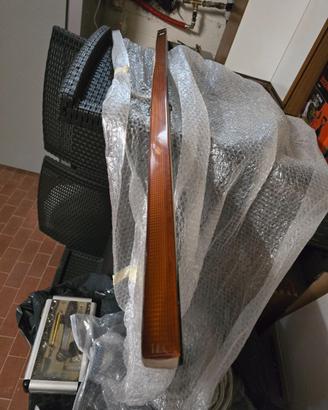 Fanaleria completa posteriore Alfa 75 barra aranci