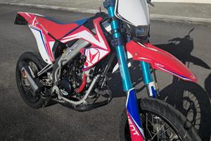 Moto 50 2 tempi Vent Derapage
