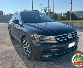 Tiguan 2.0 DSG 190cv 4MOTION R-Line TettoAprib.