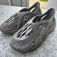 Yeezy Foam Runner