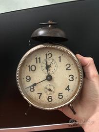 sveglia anni 40 molto antica