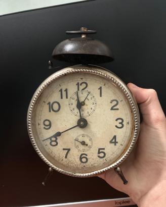 sveglia anni 40 molto antica