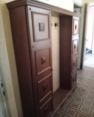 Cappelliera mobile porta abiti e mobiletto