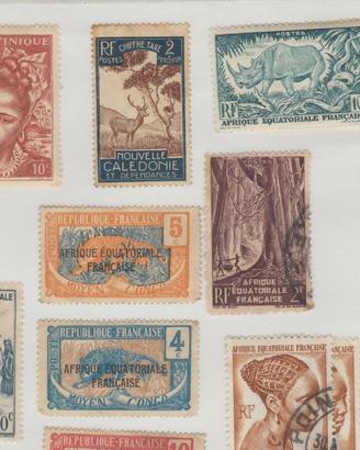 44 Francobolli Colonie Francesi 1905/1955 in busta