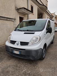RENAULT TRAFIC  2.0