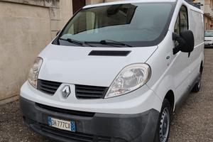 RENAULT TRAFIC  2.0