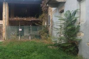 Immobile in asta di 312 m² con 4 locali a Cerreto 