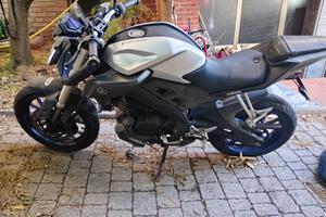 YAMAHA MT125A