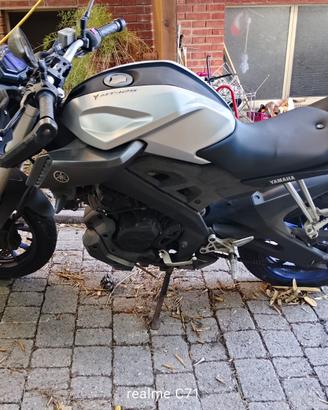 YAMAHA MT125A