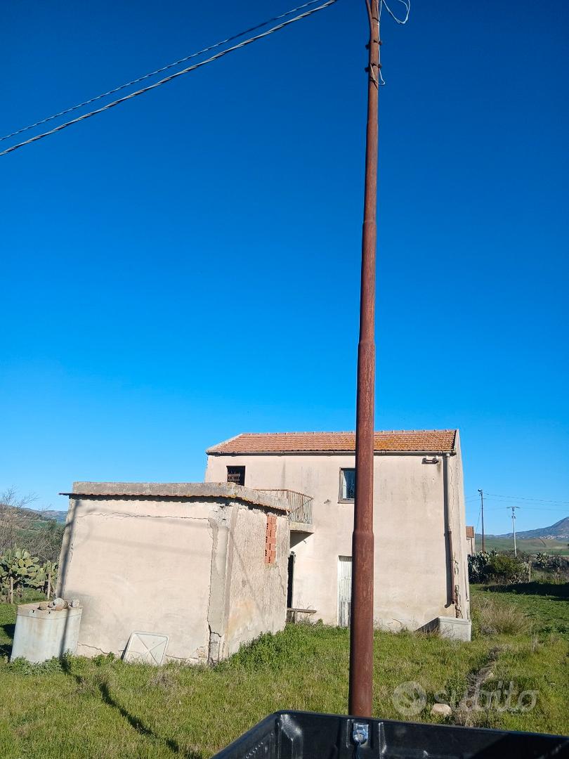 Casa di campagna con terreno - Vista 2