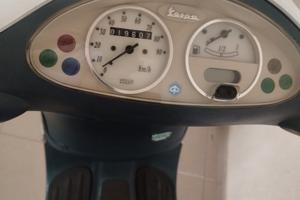 Vespa et2 50 tenuta bene 