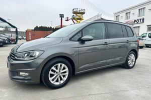 VOLKSWAGEN Touran 1.6 TDI 115 CV SCR DSG 7 POSTI