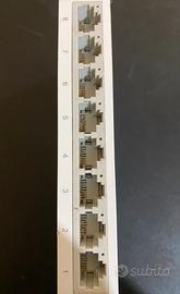 Switch di rete tp-link 100mbs da 8 porte ethernet