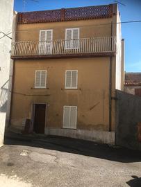 Intera proprietà terra tetto