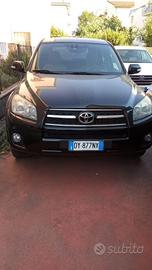 TOYOTA RAV4 RAV4 2.2 D-4D 136 CV Luxury cambio aut