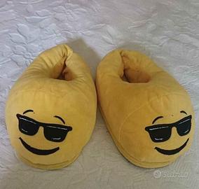 Pantofole bimbo/a emoji
