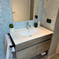 mobile sospeso lavabo bagno