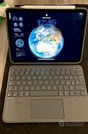 iPad Air 5ª completo di accessori pari a nuovo