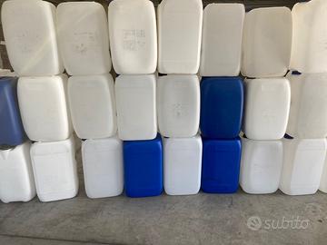 Taniche in plastica da 25 litri