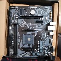 scheda madre gigabyte a 520 