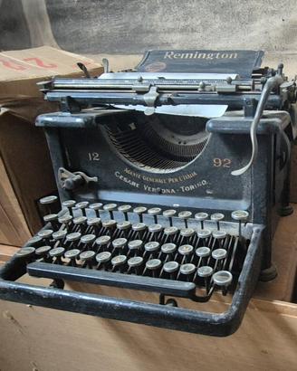 vecchia macchina da scrivere