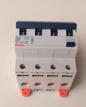 Gewiss GW94380 differenziale magnetotermico4P 0,3A